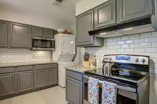 167 Hatcher Ave, San Antonio, TX 78223 - Photo 5