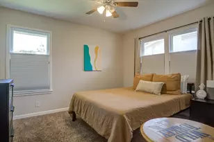 167 Hatcher Ave, San Antonio, TX 78223 - Photo 15