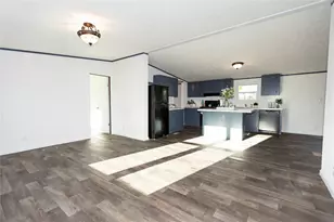 145 Crooked Rd, Dale, TX 78616 - Photo 5