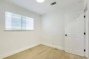 9016 W Pointer Ln, Austin, TX 78758 - Photo 15