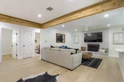 9016 W Pointer Lane, Austin, TX 78758 - Photo 5