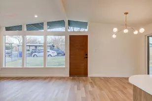 1719 Meander Dr, Austin, TX 78721 - Photo 5