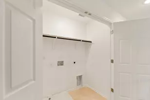 106 Tesla Cir, Round Rock, TX 78681 - Photo 23