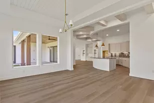 147 Hydrangea Dr, Smithville, TX 78957 - Photo 9