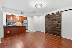 7685 Northcross Dr, Austin, TX 78757 - Photo 9