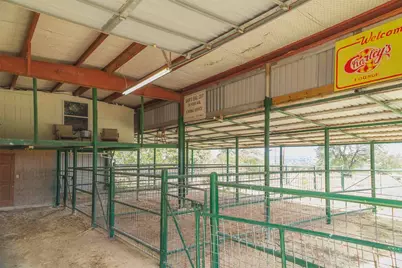 3958 Bandera Highway, Kerrville, TX 78028 - Photo 19