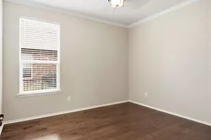 31316 Kingsway Rd, Georgetown, TX 78628 - Photo 13