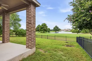 31316 Kingsway Rd, Georgetown, TX 78628 - Photo 3