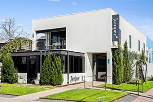 2713 Halcyon Dr, Austin, TX 78702 - Photo 39