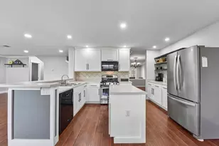 3821 Tailfeather Dr, Round Rock, TX 78681 - Photo 13