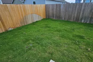 704 Commander Abbott Dr, Jarrell, TX 76537 - Photo 27