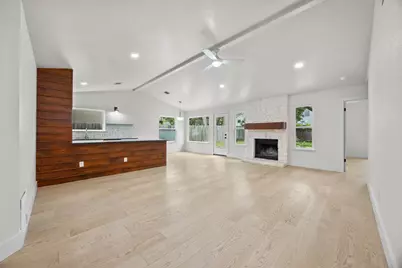 8708 Huebinger Pass, Austin, TX 78745 - Photo 5