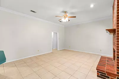 1502 Oak Knoll Lane, Lockhart, TX 78644 - Photo 5