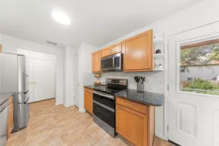 8716 Davis Oaks Trail, Austin, TX 78748 - Photo 9