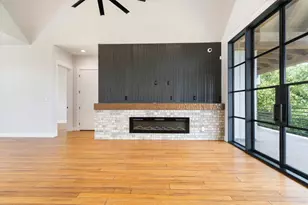 21409 Vista Estates Dr, Spicewood, TX 78669 - Photo 11