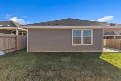 5020 Hazelnut Lane, Del Valle, TX 78617 - Photo 29