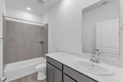 5020 Hazelnut Lane, Del Valle, TX 78617 - Photo 5