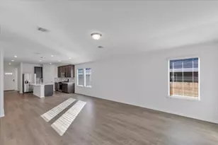 5020 Hazelnut Ln, Del Valle, TX 78617 - Photo 17