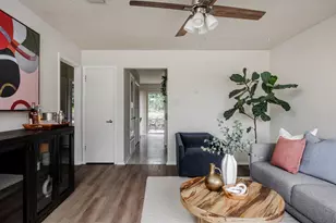 2012 Cody Ct, Austin, TX 78704 - Photo 7