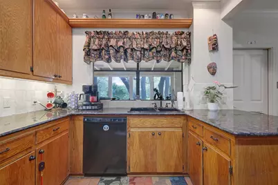 1250 County Road 200, Liberty Hill, TX 78642 - Photo 23