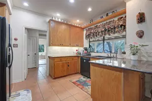 1250 Co Rd 200, Liberty Hill, TX 78642 - Photo 21