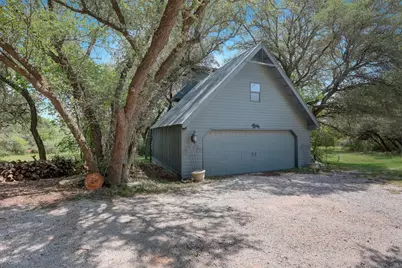 1250 County Road 200, Liberty Hill, TX 78642 - Photo 7