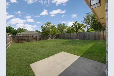 121 Shenandoah Trail, Elgin, TX 78621 - Photo 7