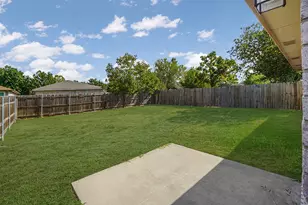 121 Shenandoah Trail, Elgin, TX 78621 - Photo 7