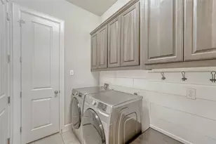 112 Lockhart Loop, Georgetown, TX 78628 - Photo 23