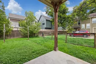 3211 Holton St, Austin, TX 78702 - Photo 29