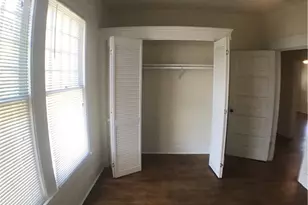 613 W 37th St, Austin, TX 78705 - Photo 9