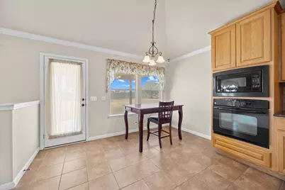 104 S Buckboard, Liberty Hill, TX 78642 - Photo 13