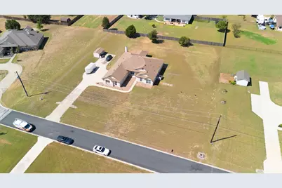 104 S Buckboard, Liberty Hill, TX 78642 - Photo 31
