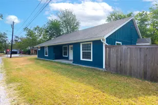 400 S Guadalupe, Granger, TX 76530 - Photo 5