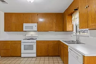 271 Akaloa Dr, Bastrop, TX 78602 - Photo 13