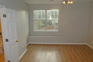 2100 Pipers Field Dr, Austin, TX 78758 - Photo 17