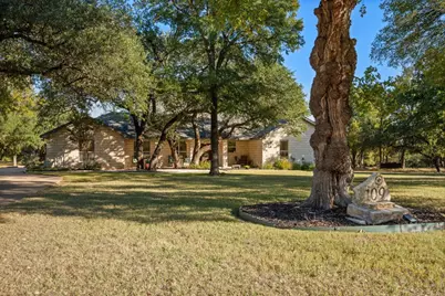 109 Ridge View Drive, Georgetown, TX 78628 - Photo 7