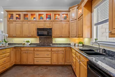 109 Ridge View Drive, Georgetown, TX 78628 - Photo 15