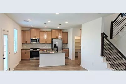 1417 Purple Martin Drive, Austin, TX 78660 - Photo 3