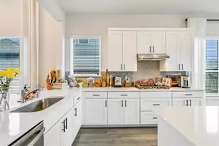 2912 Mindel St, New Braunfels, TX 78130 - Photo 13