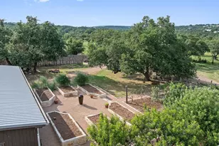 418 Cattle Trail Dr, Dripping Springs, TX 78620 - Photo 39