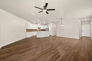 1016 Danish Cove, Hutto, TX 78634 - Photo 7