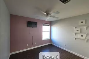 204 Phillips St, Hutto, TX 78634 - Photo 13