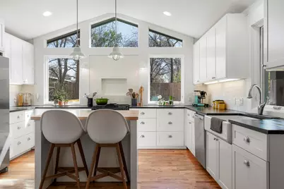 6003 Woodview Avenue, Austin, TX 78757 - Photo 3