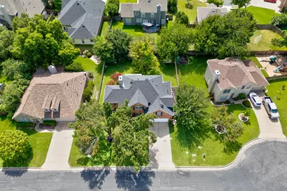 306 Thunderbay Drive, Georgetown, TX 78626 - Photo 31