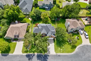 306 Thunderbay Dr, Georgetown, TX 78626 - Photo 31