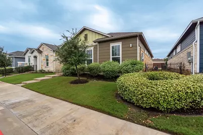 2800 Joe Dimaggio Boulevard #51, Round Rock, TX 78665 - Photo 3