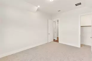 2216 Bellisa Vis Dr, Leander, TX 78641 - Photo 19