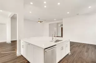 2216 Bellisa Vis Dr, Leander, TX 78641 - Photo 9