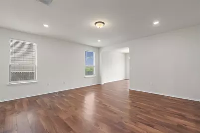 7604 Knockfin Drive, Austin, TX 78744 - Photo 5